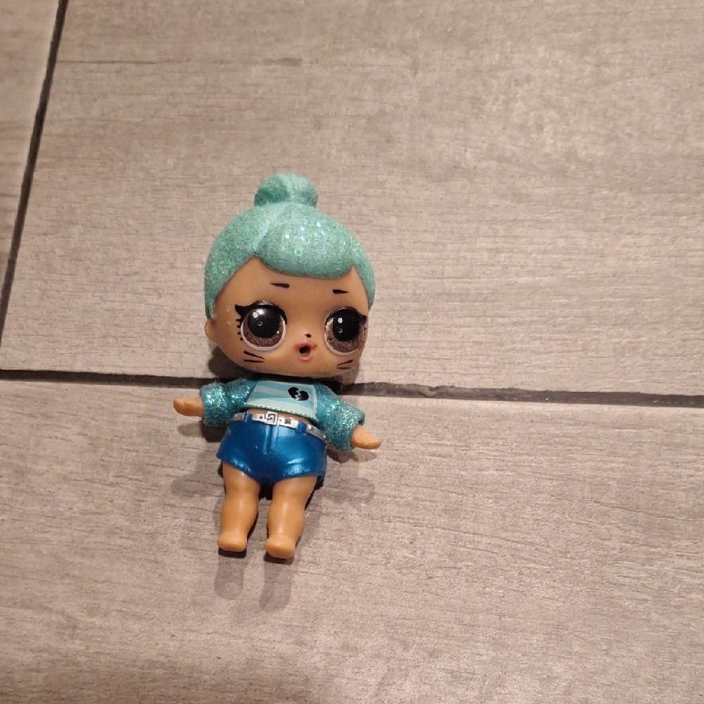 🍁Lol Surprise Troublemaker Doll🍕